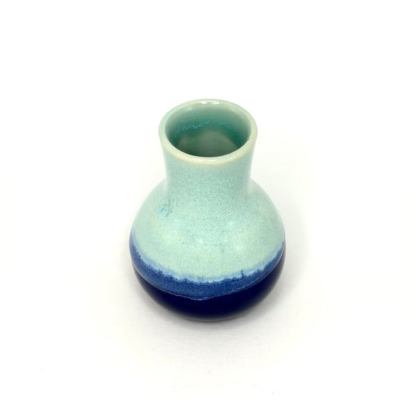 Tiny Vase 3