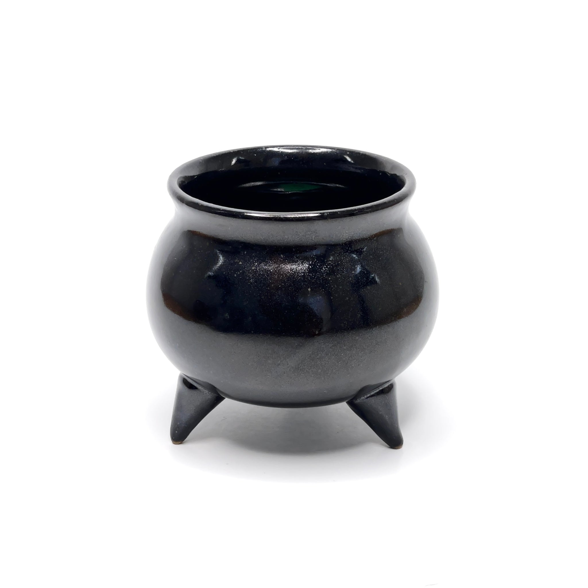 Cauldron trinket holder 1