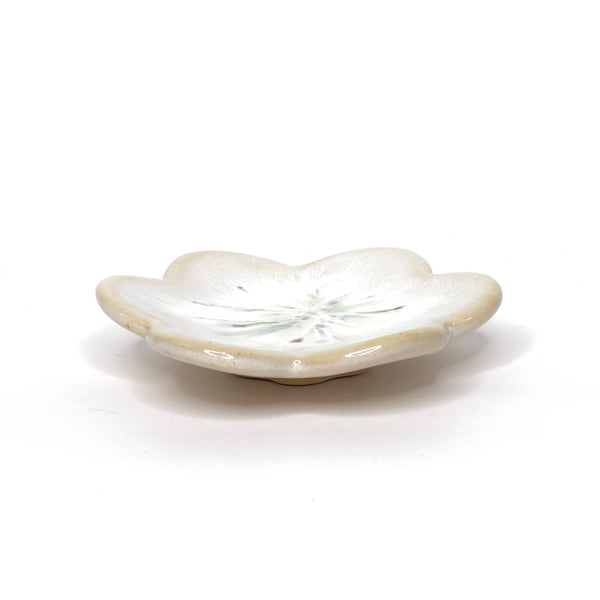 Cute lil' flower dish 2