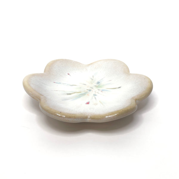 Cute lil' flower dish 2