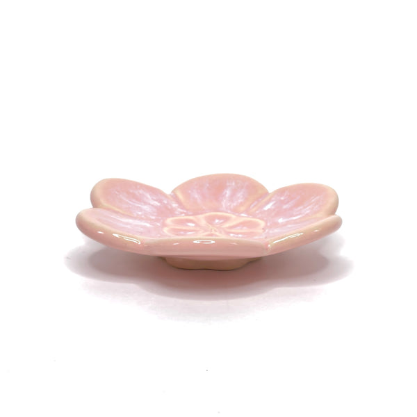 Cute lil' flower dish 1
